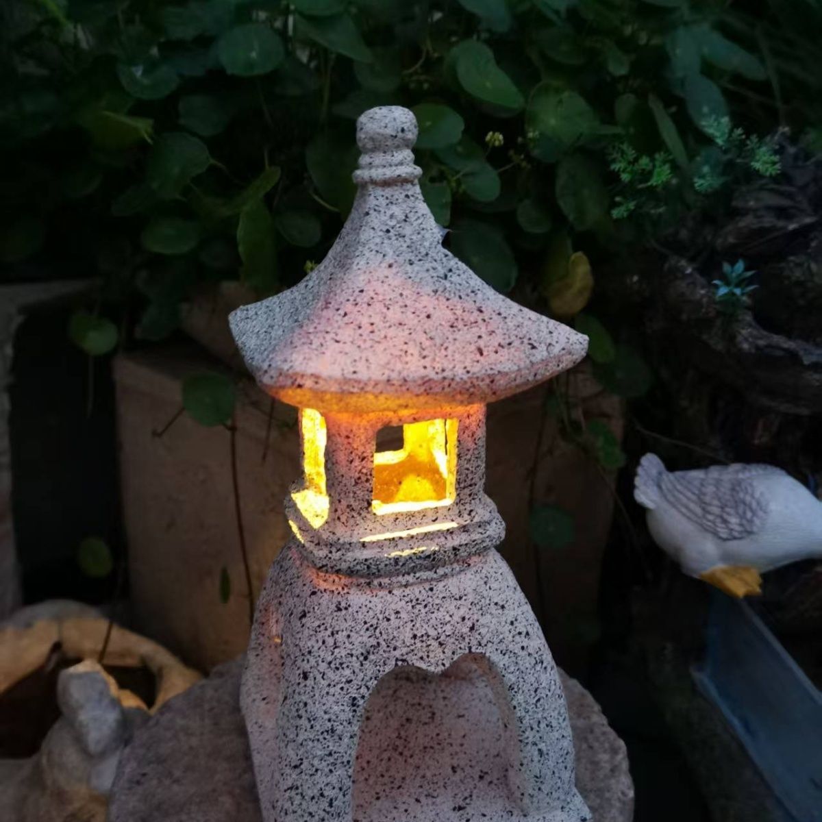 Outdoor Lighting Japanese - Lampu Taman Dekorasi Surya Pagoda, Lentera